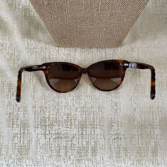 Escada SESB13S Tortoise Cat Eye Sunglasses w/ Rhinestones. NWOT
